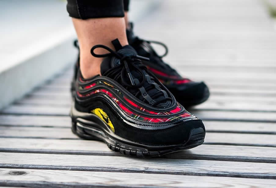 Nike Air Max 97 SE 'Tartan' Black And Red Mens Womens On Feet AV8220-001